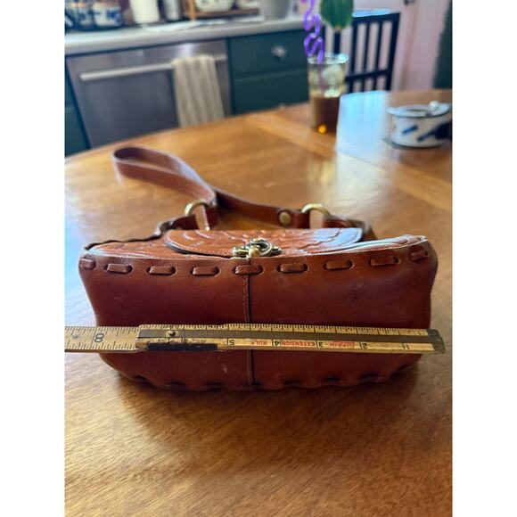 Patricia Nash Micaela Baguette Bag Brown Cognac Flap Shoulder Tooled Leather - Picture 6 of 12